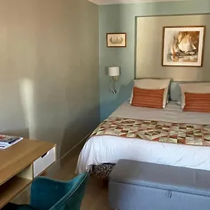  Appartement Au Cœur Du Vieux Au Calme Rénové Climatisé Confortable étage élevé Avec Ascenseur Proche Parking Et Toutes Commodités France
